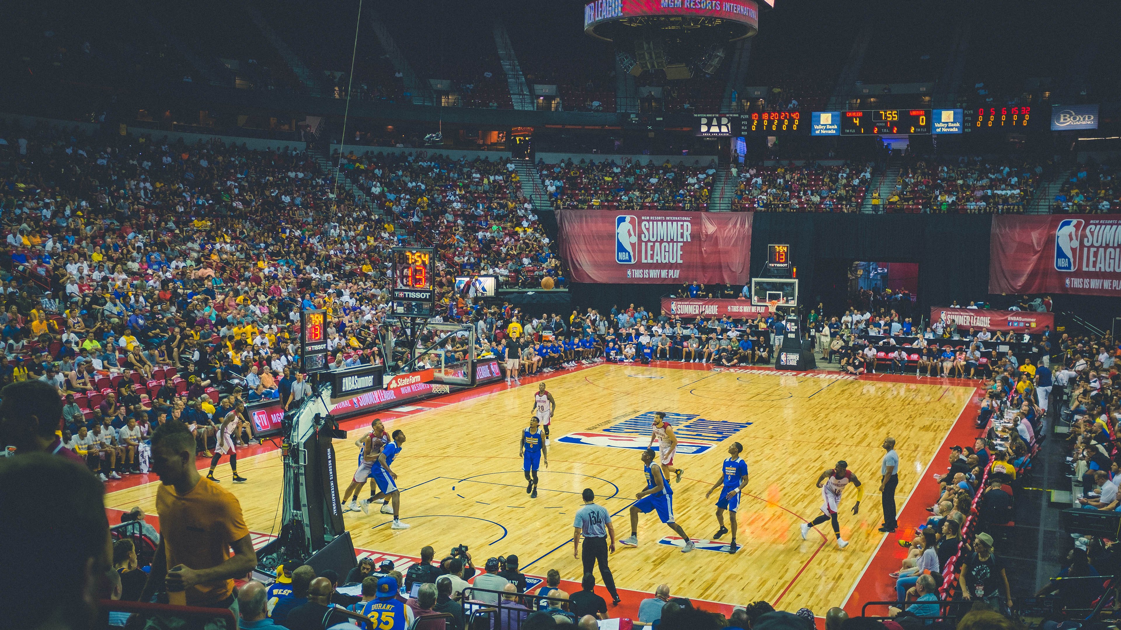 世界铁人三项赛，速度、耐力与意志的极限比拼，铁人三项世界第一